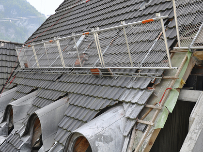 Fakten zur Montage einer sicheren Dachfangwand