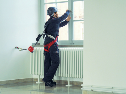 Absturzsicherung beim Fenster Wechseln an Gebäuden