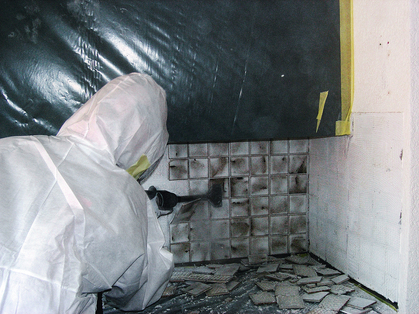 Plattenleger und Ofenbauer: Schutz vor Asbest