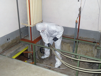 Prospekt Umgang mit Asbest für Elektrizitätsunternehmen